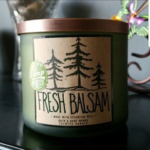 🌲BATH AND BODY WORKS 3 WICK CANDLE🌲